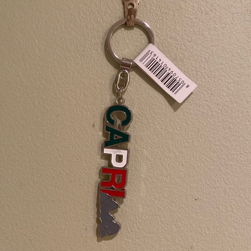🌺Capri souvenir Keychain Key Ring